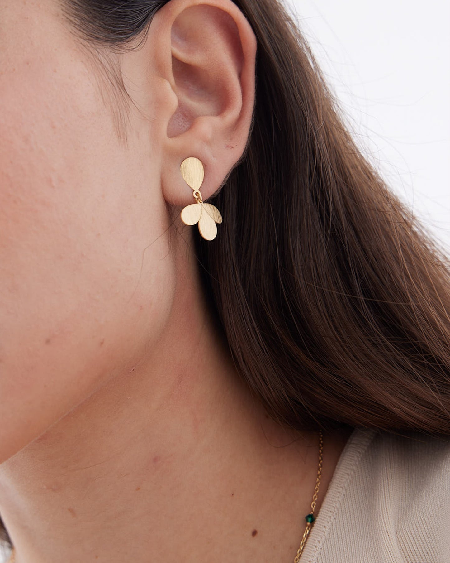 Pendientes cortos Azure gota textura en Plata baño Oro