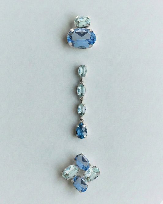Pendientes cortos Eau con cristal azul en Plata baño Rodio