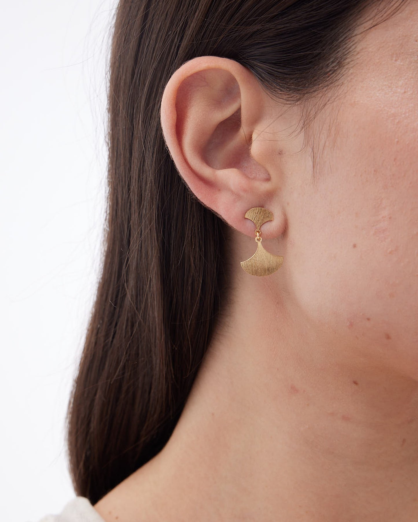 Pendientes cortos Azure abanico textura en Plata baño Oro