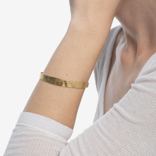 Brazalete Noise textura ajustable en Plata