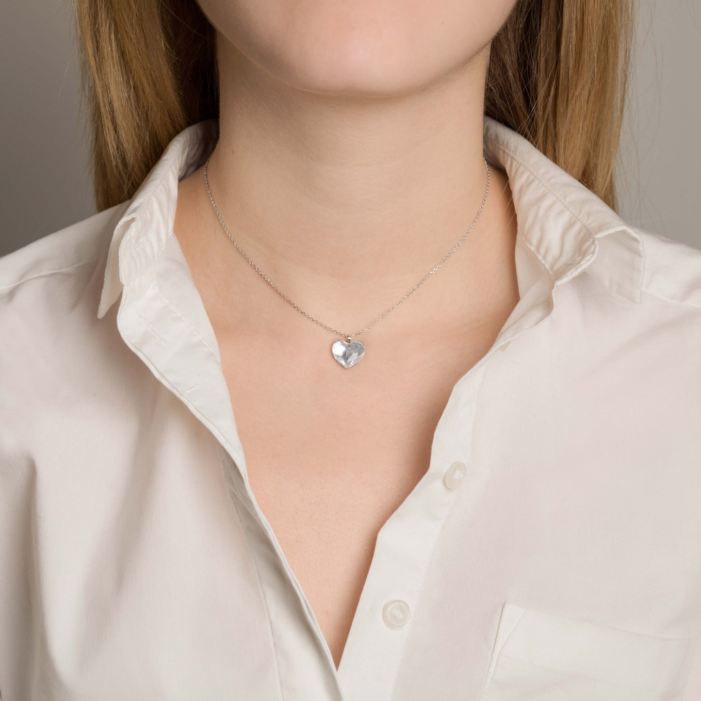 Collar corto Cuore corazón grande cristal en Plata baño Oro