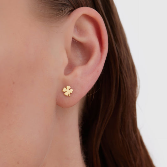 Pendientes botón Bliss trébol en Plata baño Oro