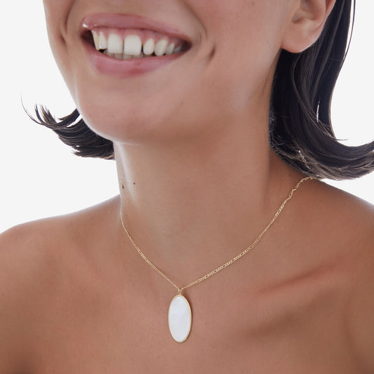 Collar corto oval nácar en Plata baño Oro de Soulquest
