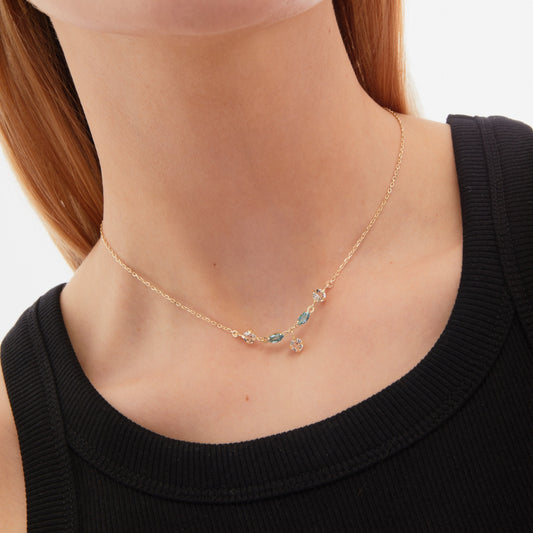 Collar corto Maisie cristal en Plata baño Oro