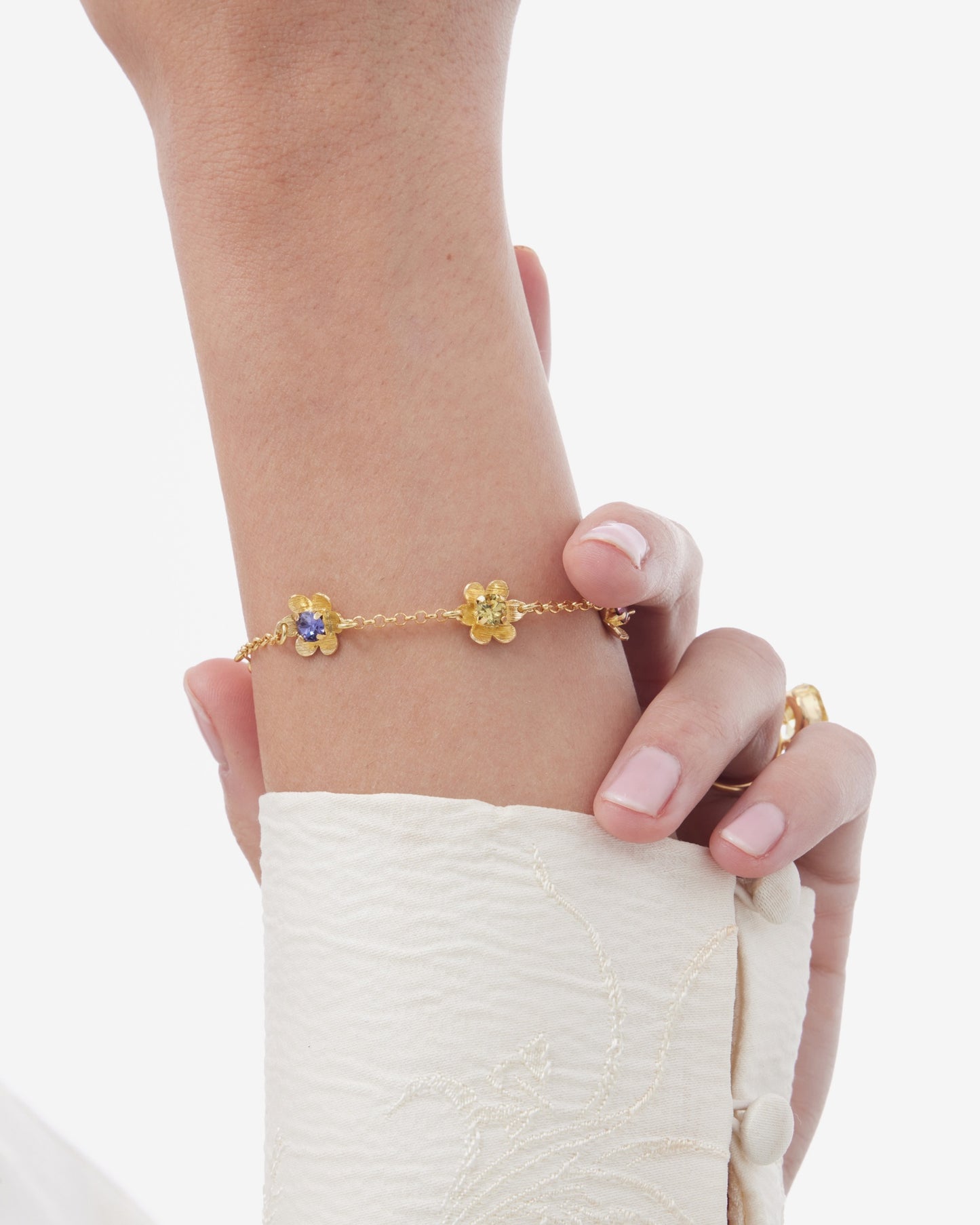 Pulsera Fleur flor con cristal multicolor en Plata baño Oro