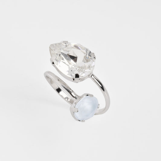 Anillo ajustable Blooming lágrima cristal blanco en Plata baño rodio