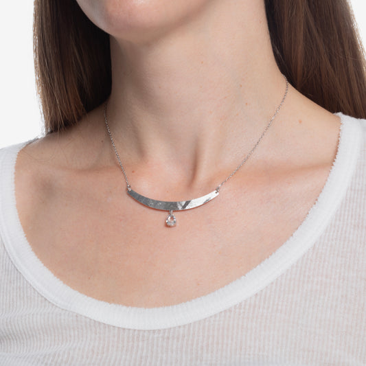 Collar corto rígido lágrima cristal blanco en Plata baño Rodio de Noise
