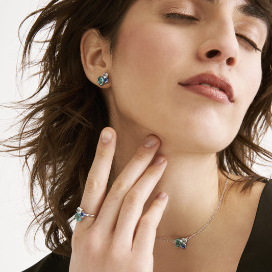 Pendientes cortos Alexandra cristal azul en Plata baño rodio