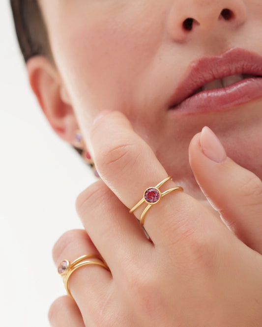 Anillo ajustable Bom Dia con 7mm cristal en Plata baño Oro
