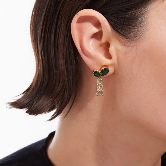 Pendientes largos Illume lágrimas cristal verde en Plata baño Oro