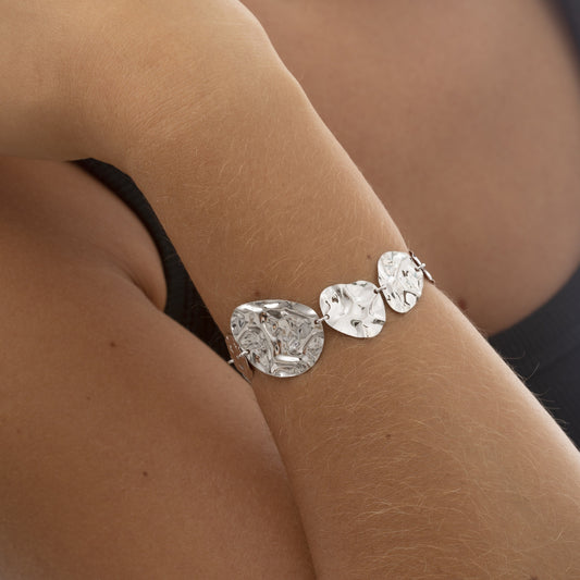 Pulsera Fullness textura cristal negro en Plata baño rodio
