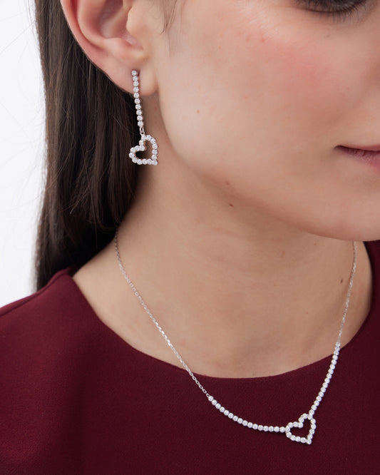 Collar corto Muá corazón con cristales riviere blanco en plata baño rodio