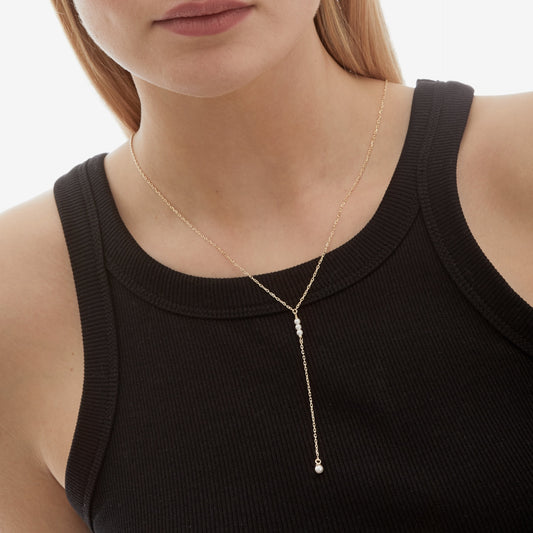 Collar corto Charlotte cristales y perla blanco en Plata