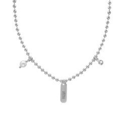 Collar corto placa grabada MOM, perla y cristal color blanco elaborado en plata