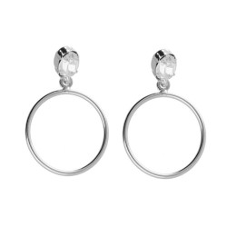Genoveva sterling silver short earrings white in oval shape