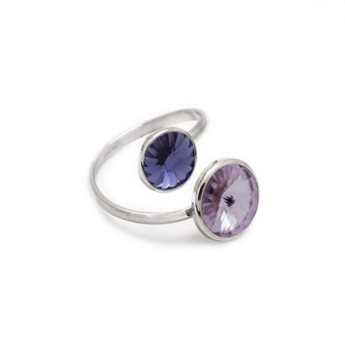 Basic violet ring in silver