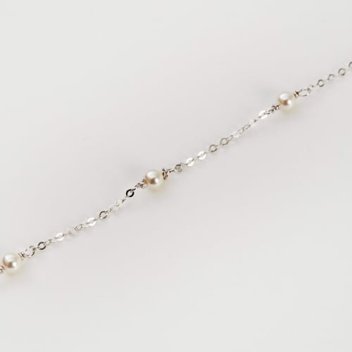 Tobillera perla color perla elaborada en plata