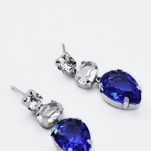 Blooming tear sapphire earrings in silver