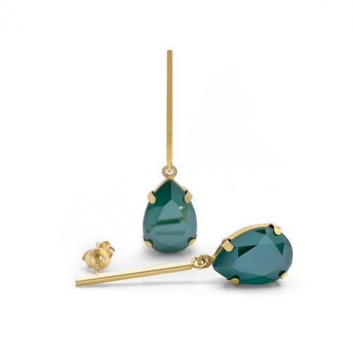 Iconic royal green earrings in gold plating