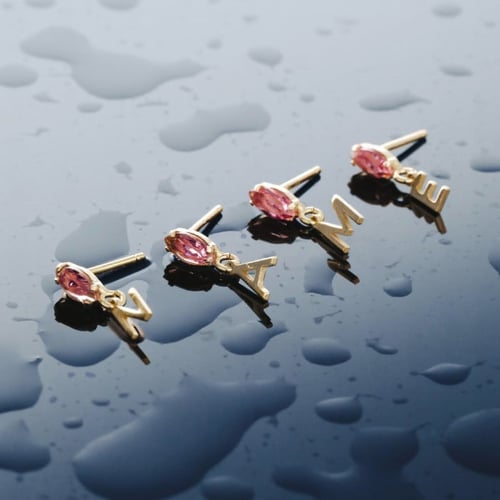 THENAME letter B light rose earrings in gold plating