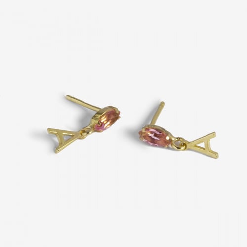 THENAME letter F light rose earrings in gold plating