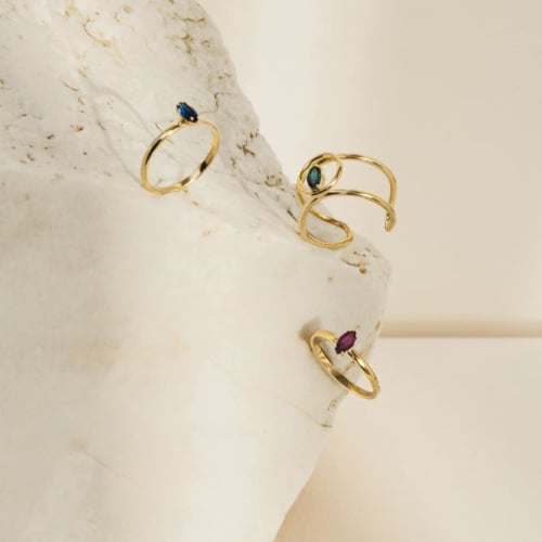 Etnia circle emerald ring in gold plating
