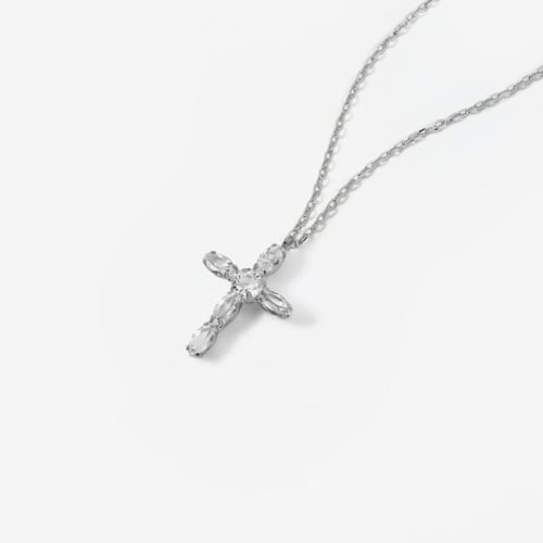 Arisa cross crystal necklace in silver