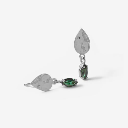 Etnia leaf emerald earrings in silver
