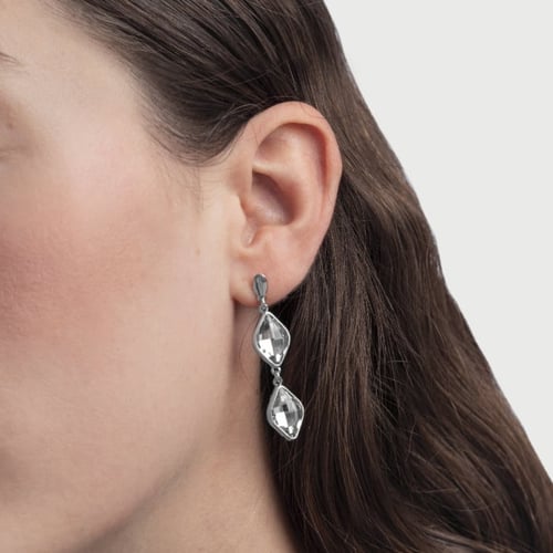 Classic rhombus crystal earrings in silver