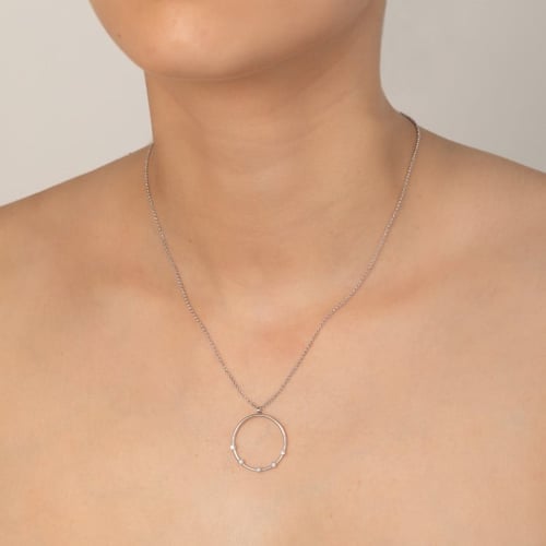 Iris circle crystal necklace in silver
