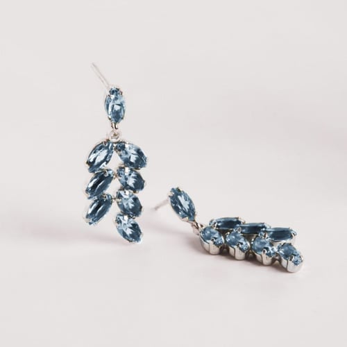 Pendientes largos cristales azul elaborados en plata