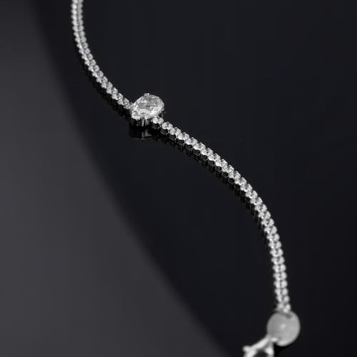 Eunoia sterling silver adjustable bracelet with crystal in mini zircons and teardrop shape