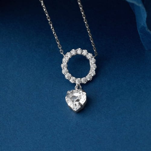 Well-loved sterling silver short necklace with white crystal in heart shape