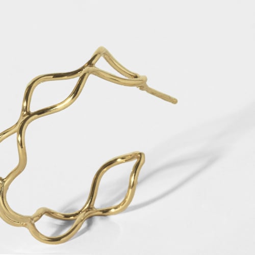 Viena gold-plated hoop earrings in waves shape