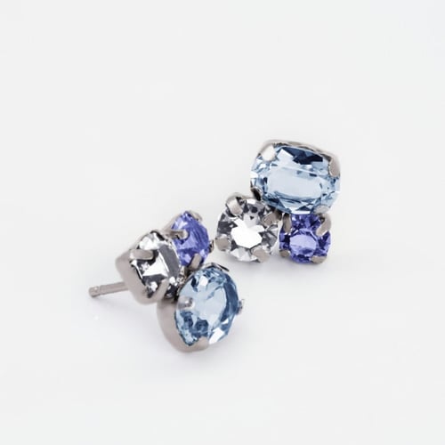 Pendientes pequeños cristales azul elaborados en plata