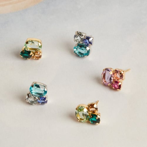 Alexandra crystals chrysolite earrings in gold plating.