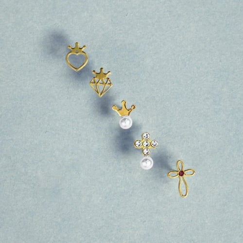 Magic gold-plated stud earrings with pearl in crown shape