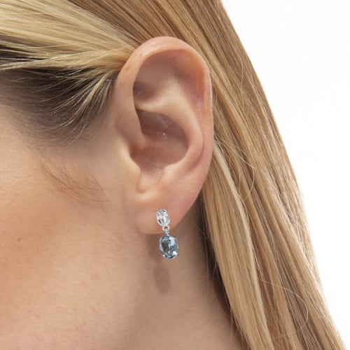 Gemma sterling silver short earrings with blue in oval shape