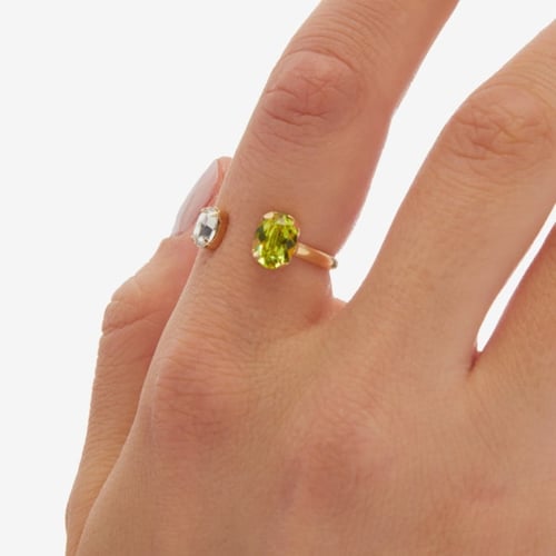 Gemma gold-plated adjustable ring with green in oval shape
