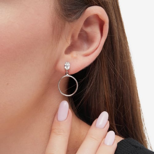 Genoveva sterling silver short earrings white in oval shape