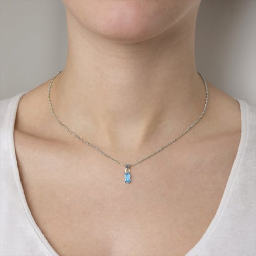 Macedonia rectangle aquamarine necklace in silver