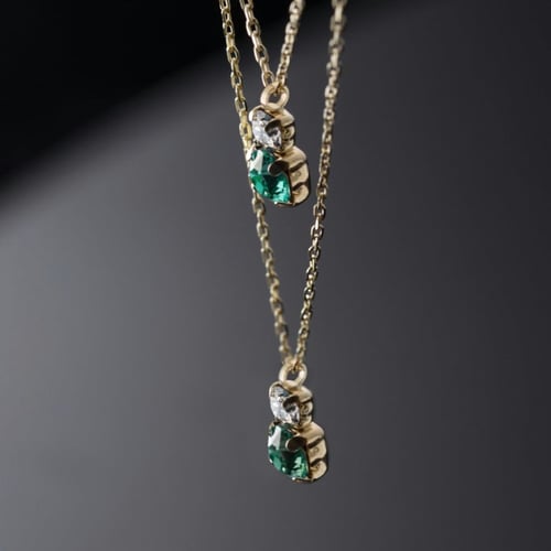 Jasmine you + me emerald necklace in gold plating