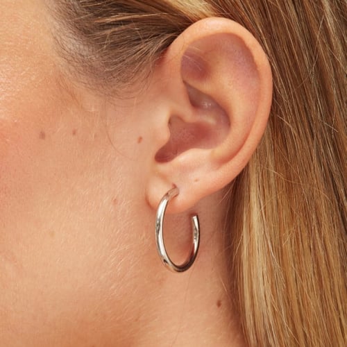 Medium hoop earrings in silver