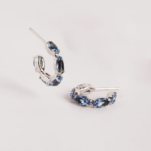 Las Estaciones aro aquamarine earrings in silver.