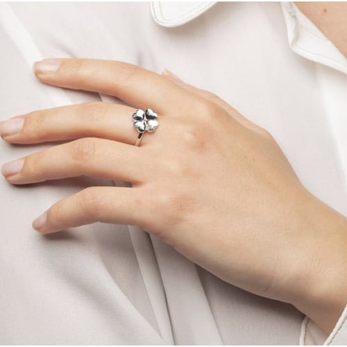 Cuore clover crystal ring in silver