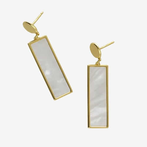 Soulquest gold-plated long earrings with nacar in rectangle shape