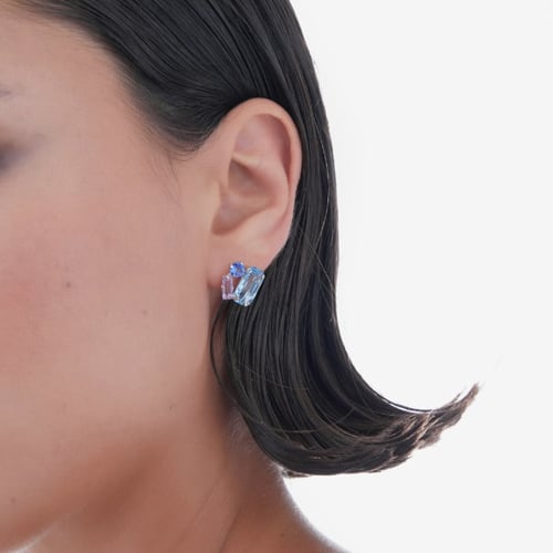 Inspire sterling silver stud earrings with blue crystal in rectangle shape