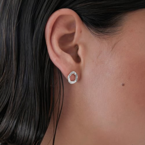 Essence sterling silver stud earrings in circle shape