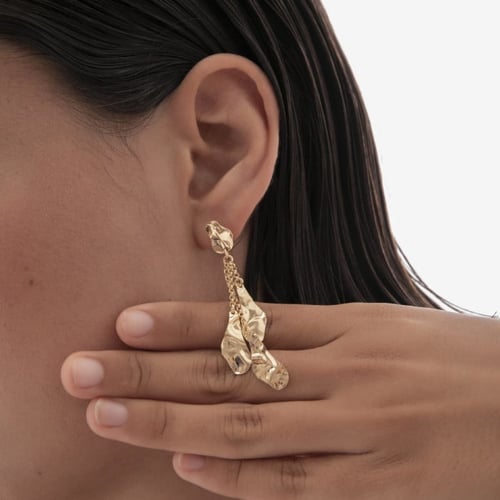 Connect gold-plated long earrings in texture shape