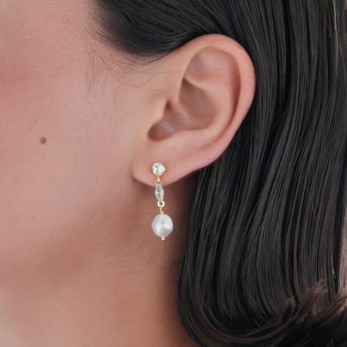 Purpose gold-plated short earrings with white crystal in marquise shape and pearl